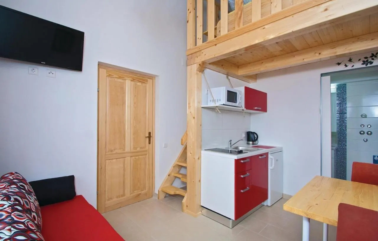 Apartments Svjetlana Pula